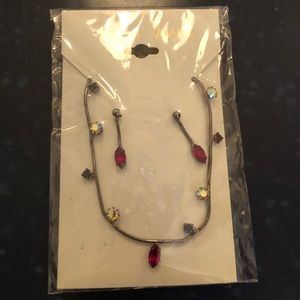 Necklace & earring set